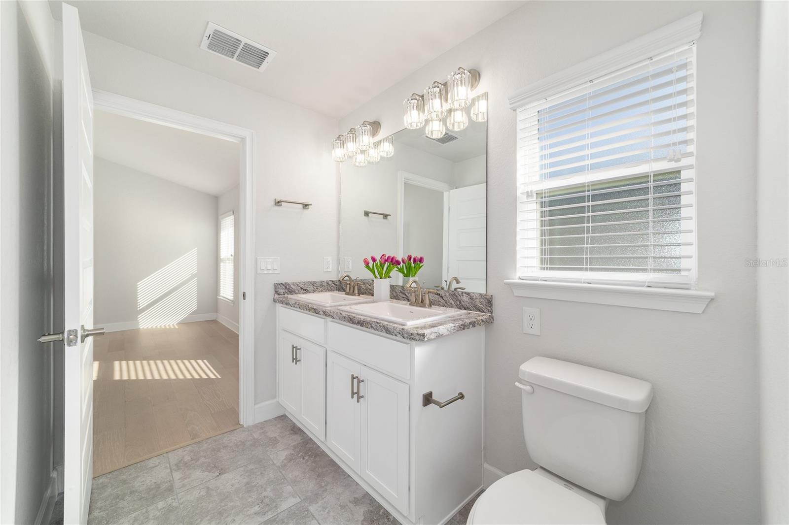 Image 26 of 51 For 4373 31st Street