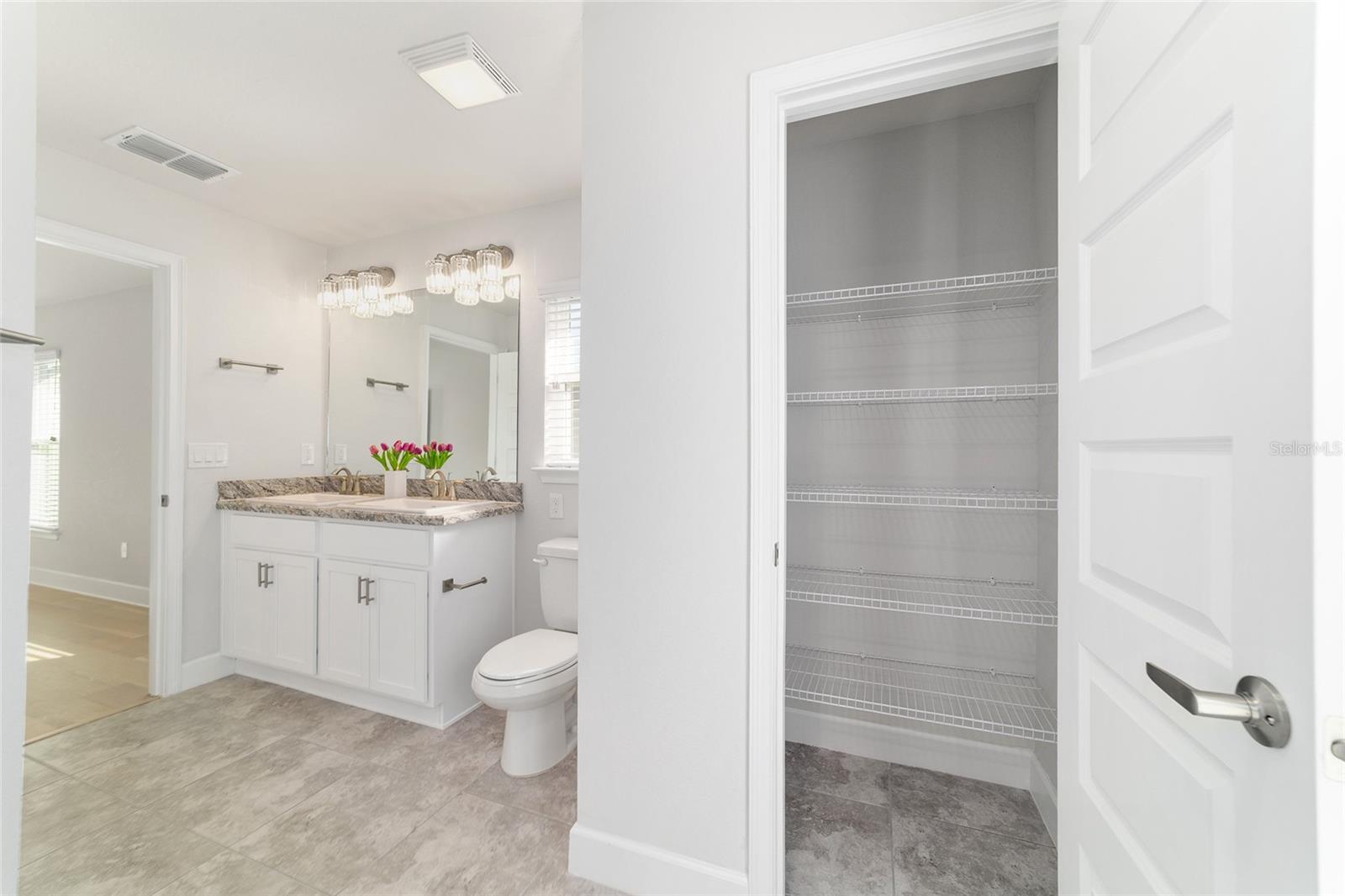 Image 28 of 51 For 4373 31st Street