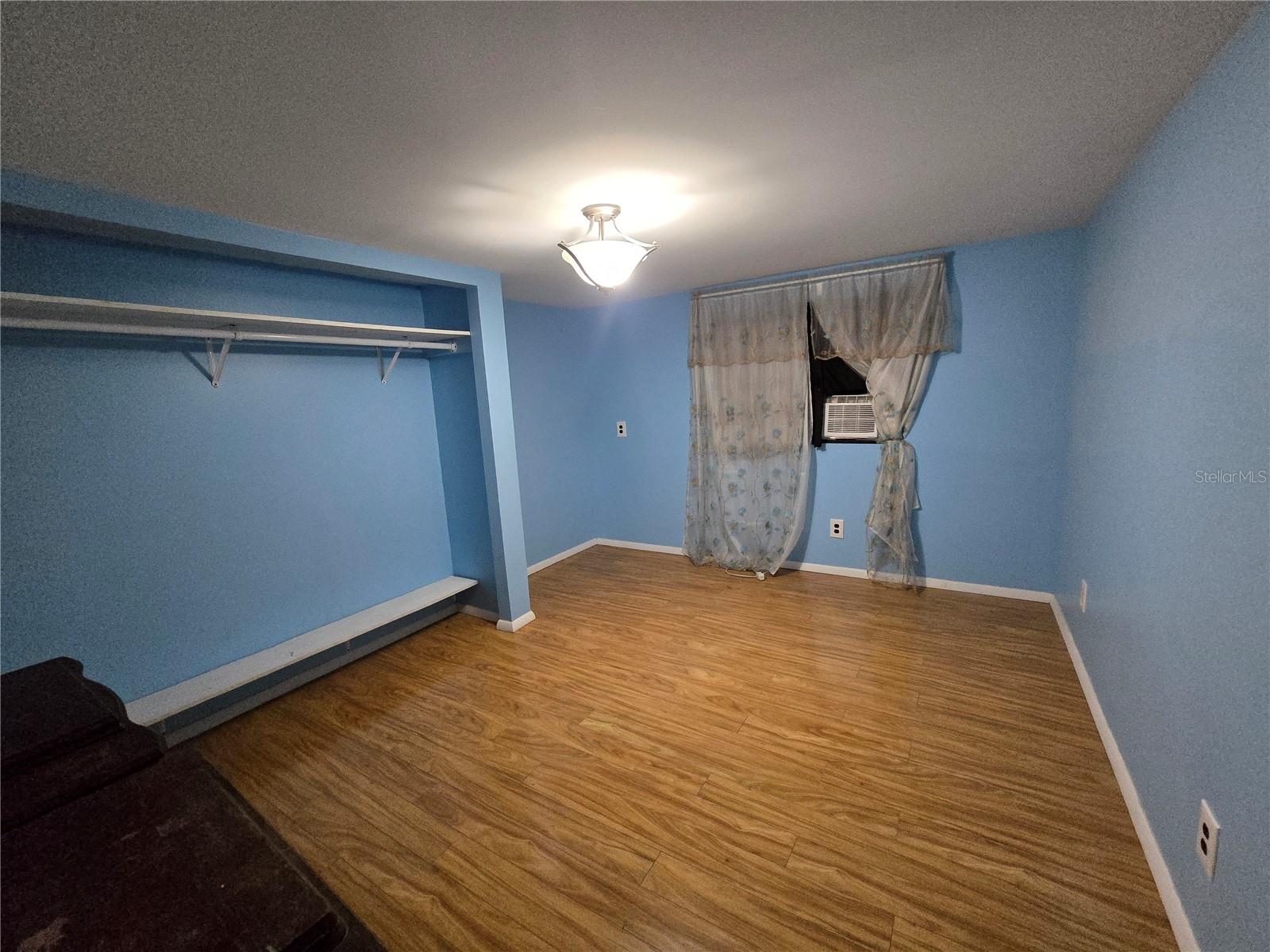 Image 17 of 45 For 1821 115th Avenue