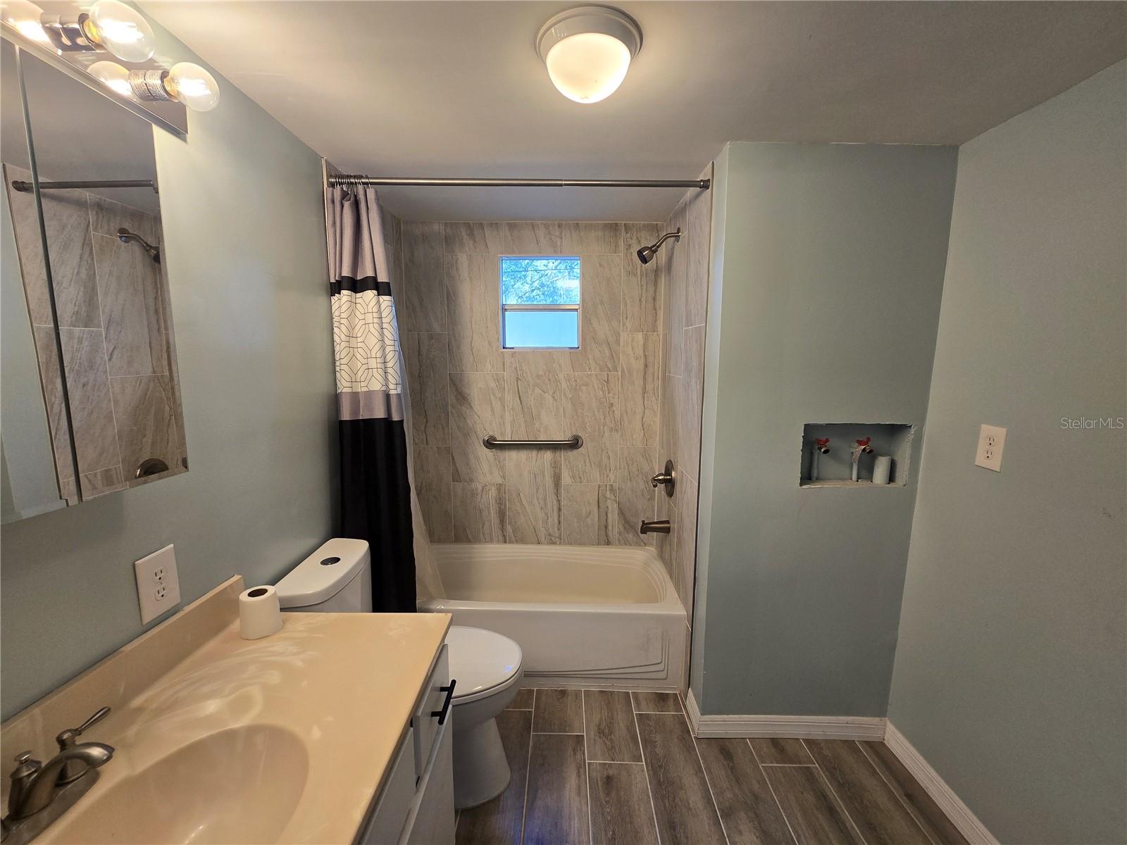 Image 19 of 45 For 1821 115th Avenue