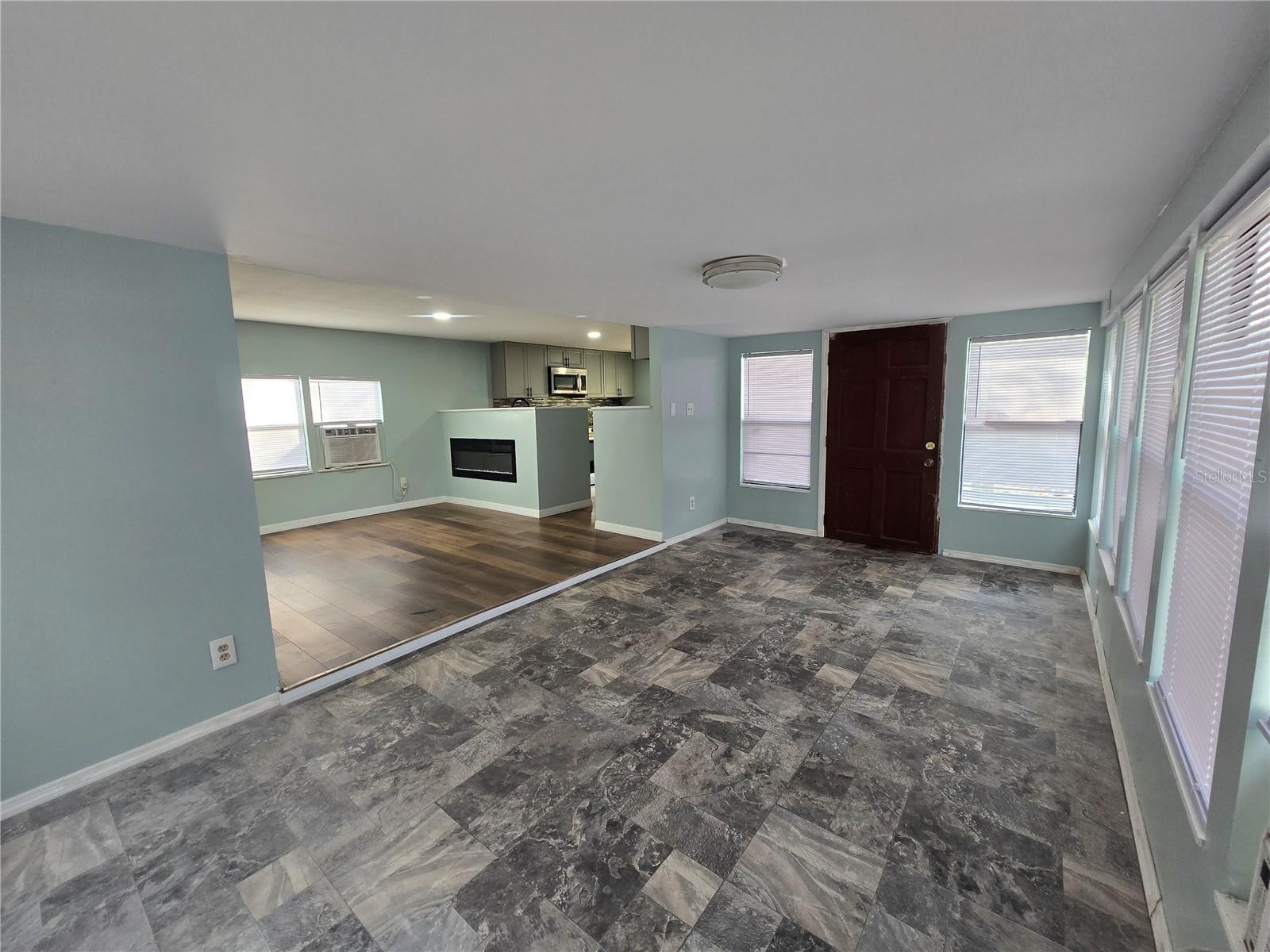 Image 7 of 45 For 1821 115th Avenue