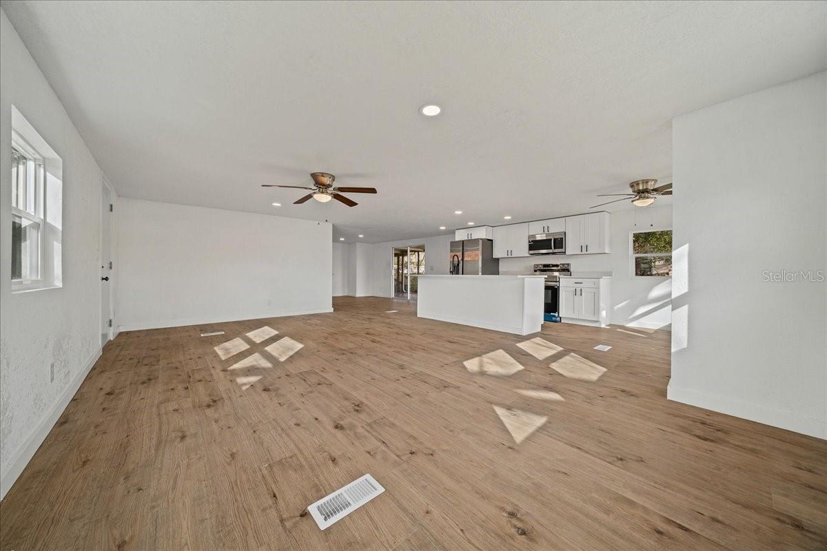 Image 12 of 63 For 13219 32nd Court