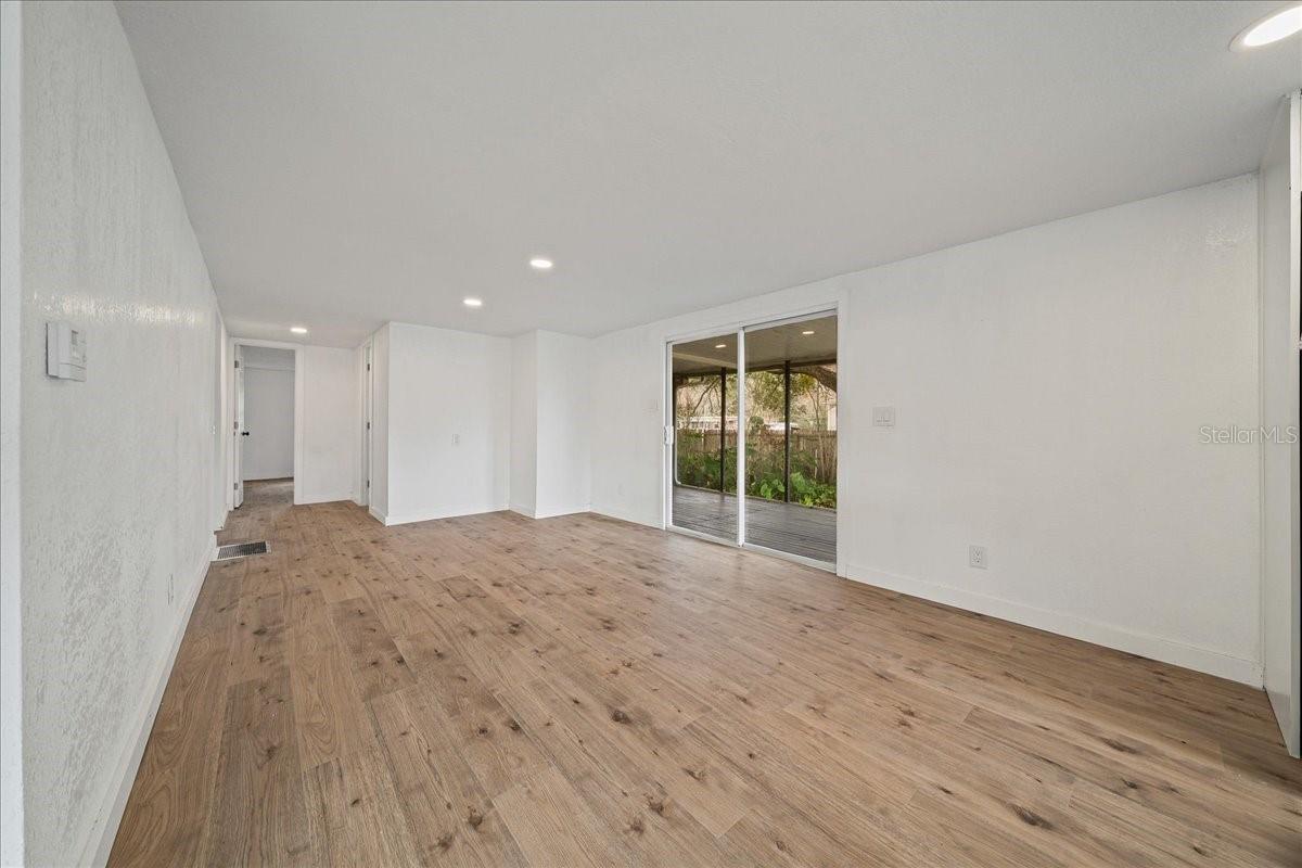 Image 22 of 63 For 13219 32nd Court