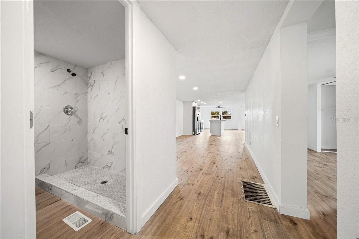 Image 31 of 63 For 13219 32nd Court