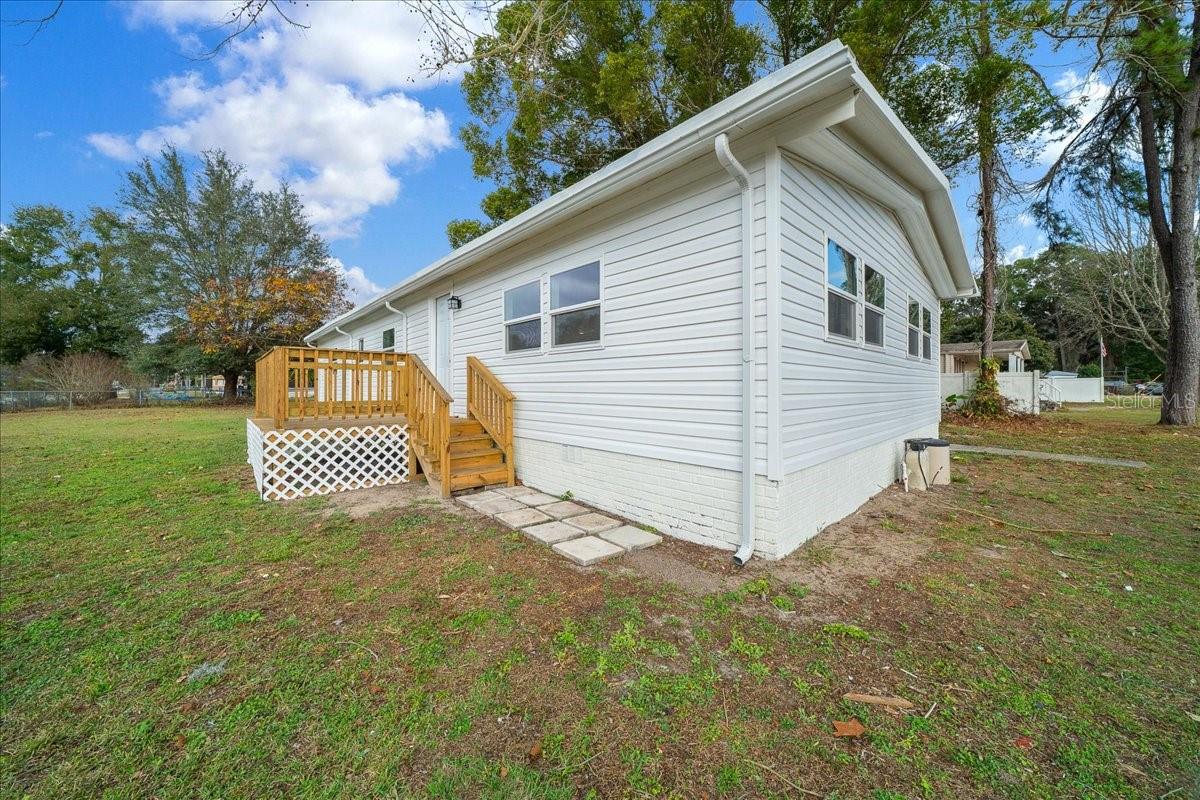 Image 4 of 63 For 13219 32nd Court