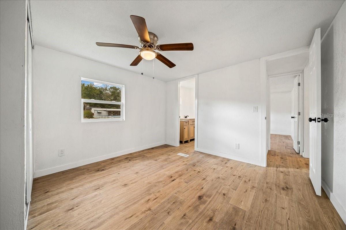 Image 40 of 63 For 13219 32nd Court