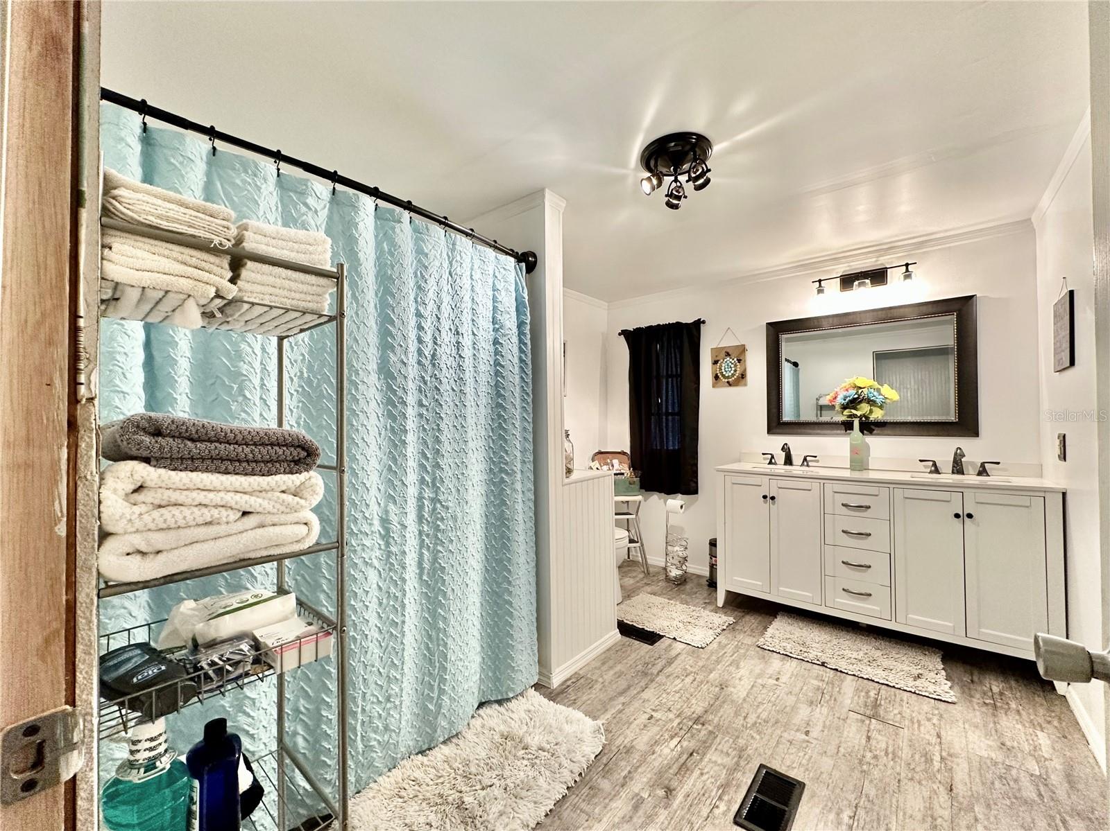 Image 24 of 36 For 9430 Carolina Way