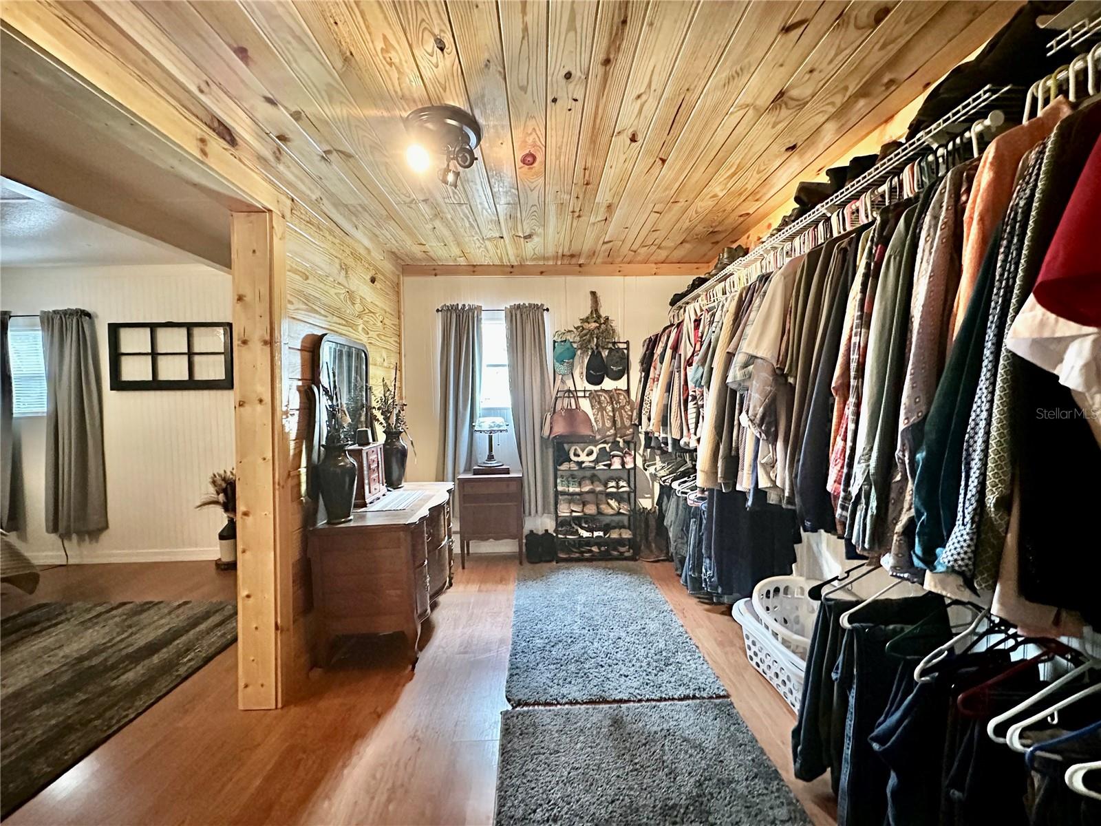 Image 28 of 36 For 9430 Carolina Way