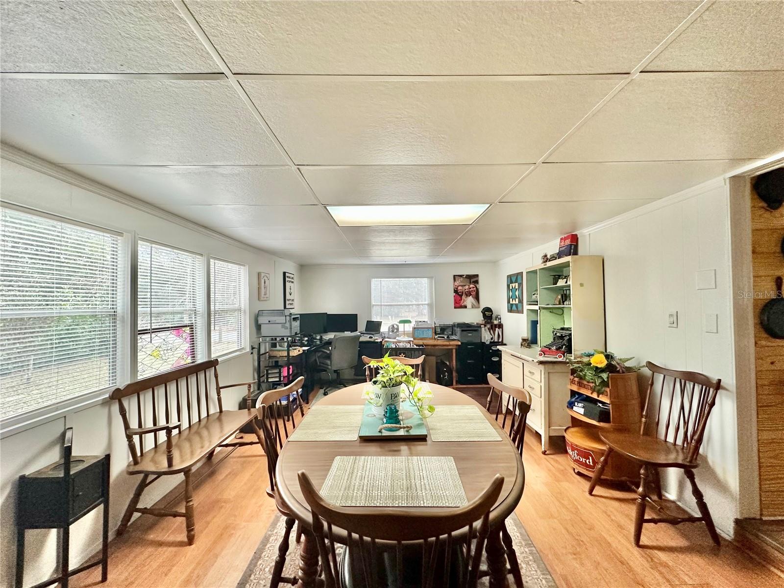 Image 4 of 36 For 9430 Carolina Way