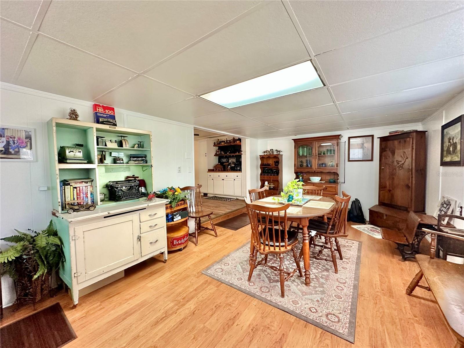 Image 6 of 36 For 9430 Carolina Way