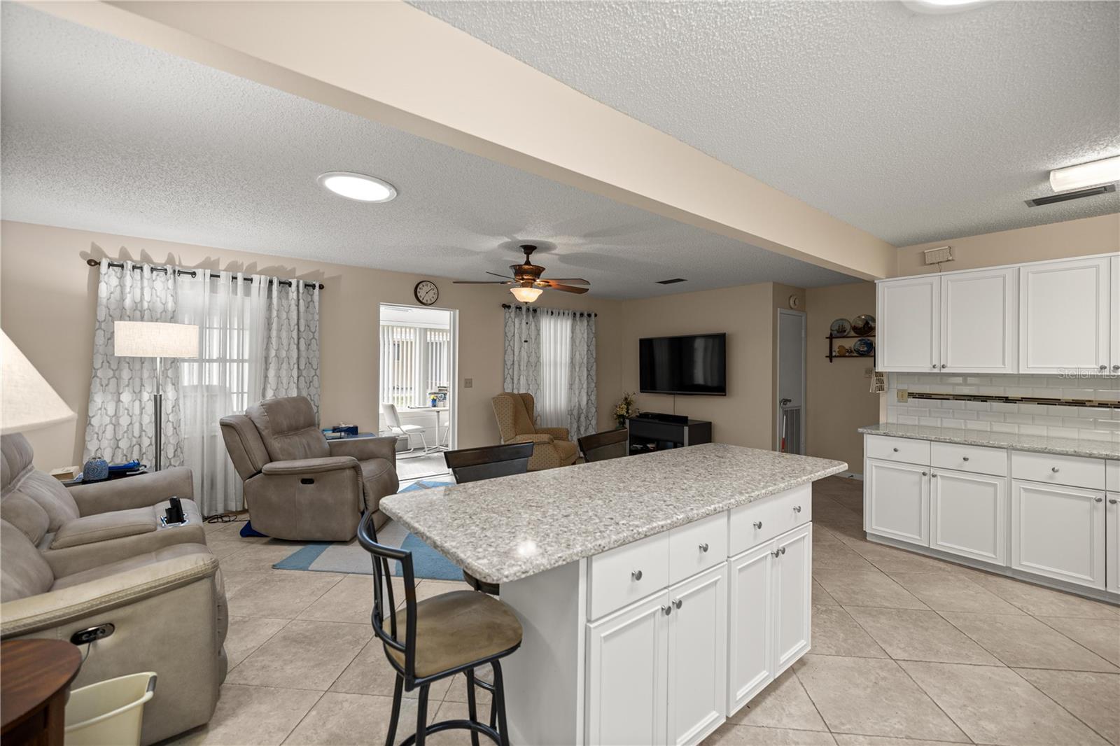 Image 4 of 28 For 8702 94th Street E