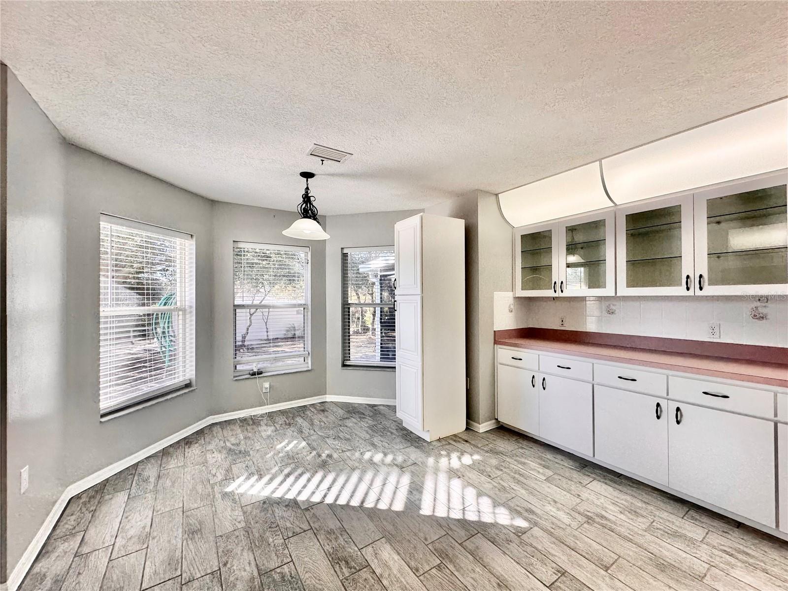 Image 23 of 41 For 1780 Hoylake Terrace