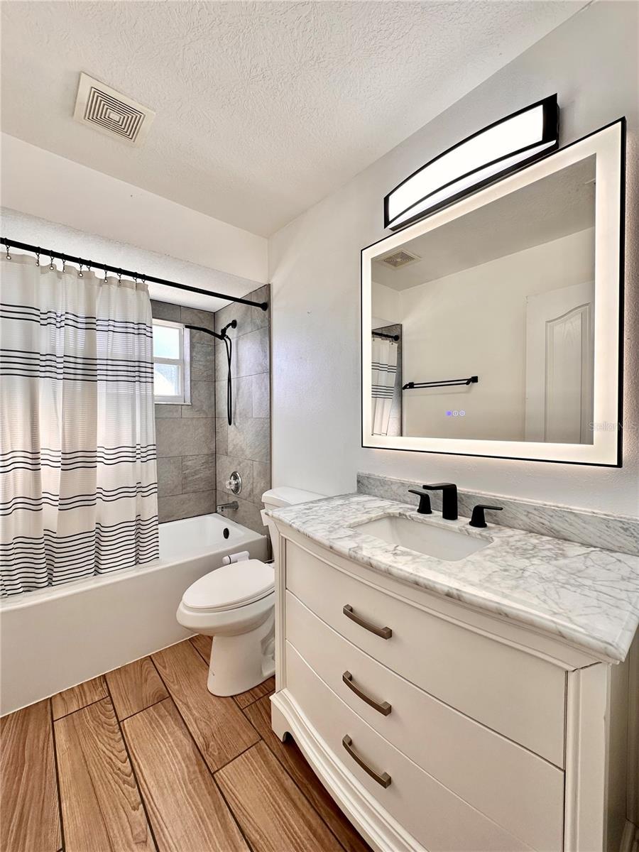 Image 27 of 41 For 1780 Hoylake Terrace