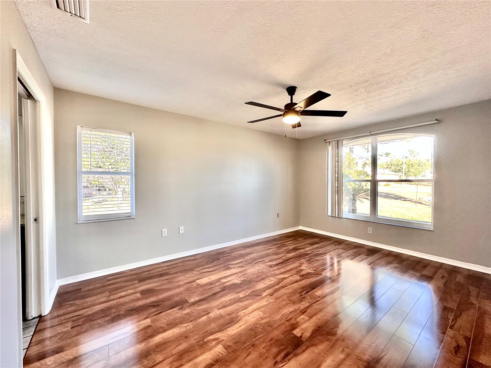 Image 9 of 41 For 1780 Hoylake Terrace