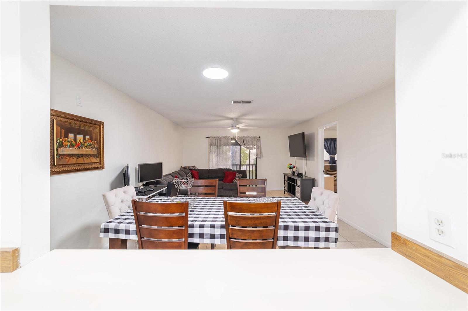 Image 33 of 49 For 2853 32nd Avenue