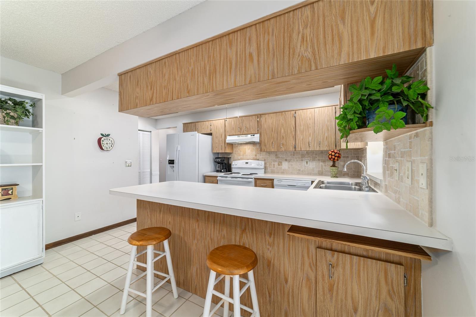 Image 12 of 42 For 8530 92nd Street D