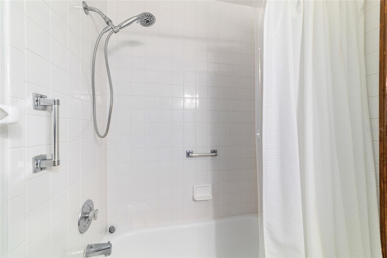 Image 23 of 42 For 8530 92nd Street D