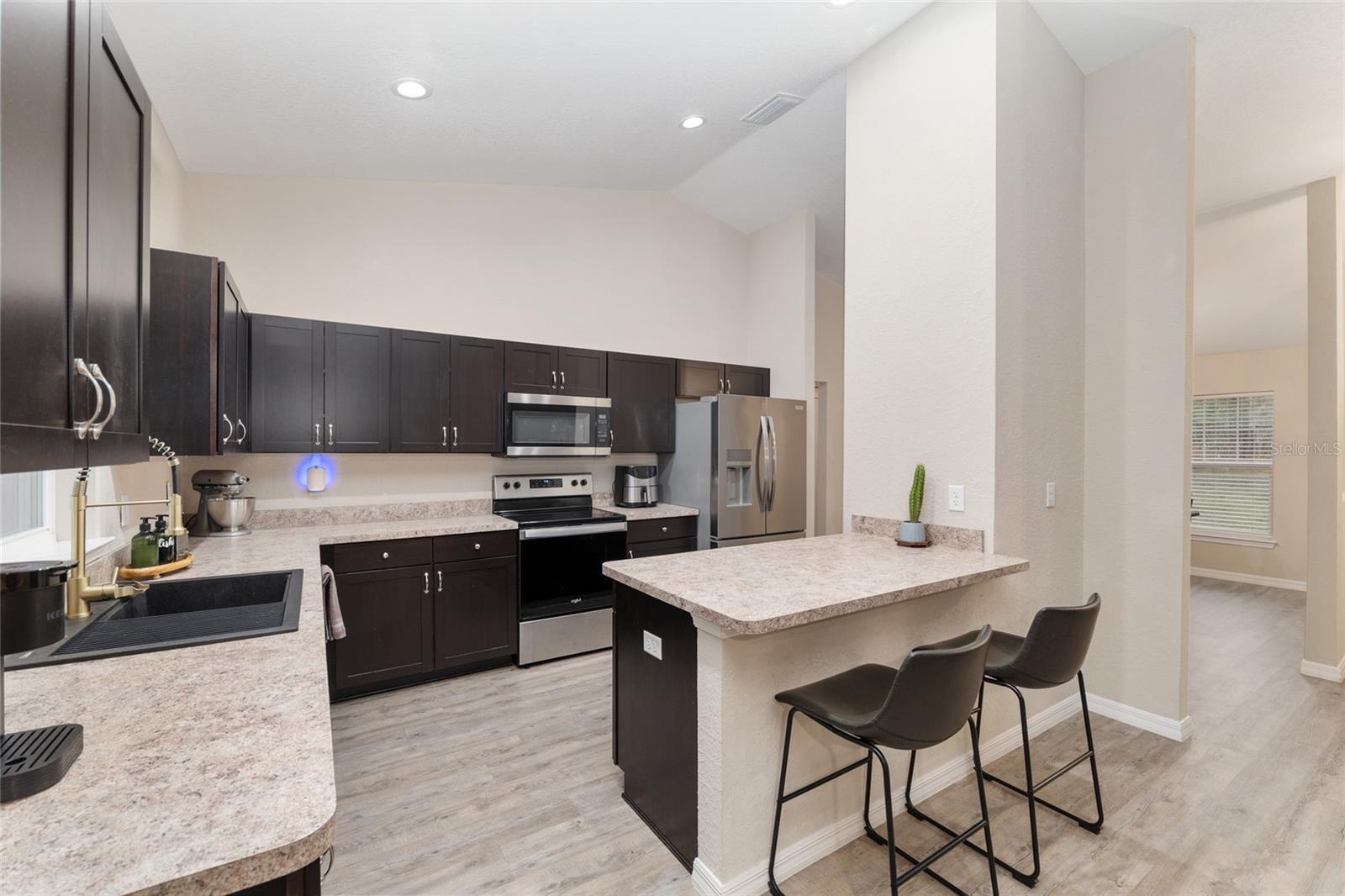 Image 25 of 100 For 13700 71st Lane