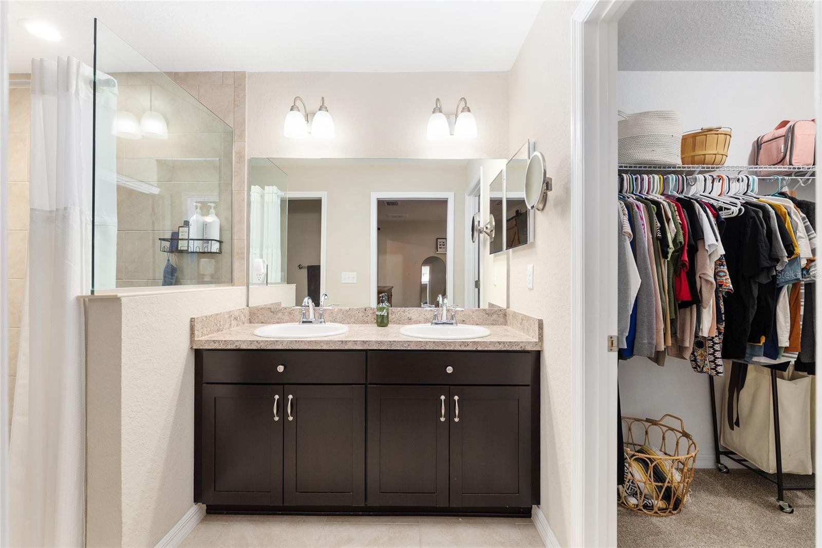 Image 35 of 100 For 13700 71st Lane