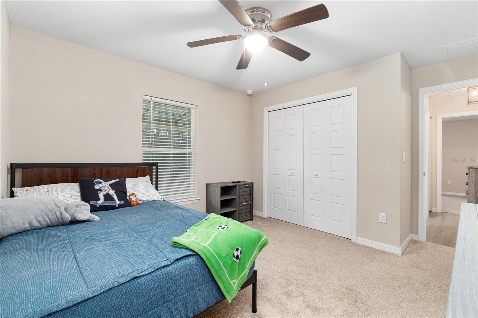 Image 43 of 100 For 13700 71st Lane