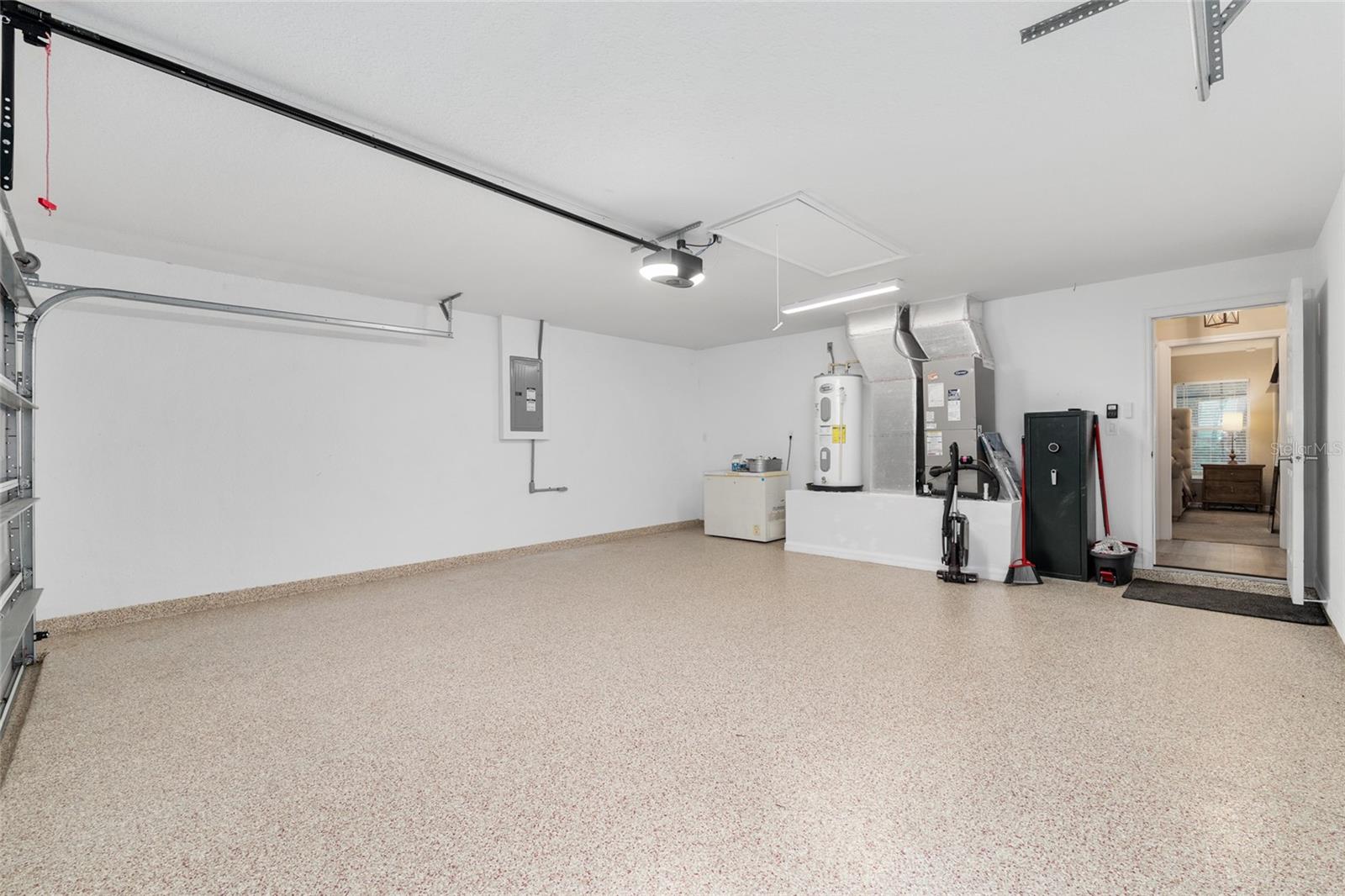 Image 50 of 100 For 13700 71st Lane