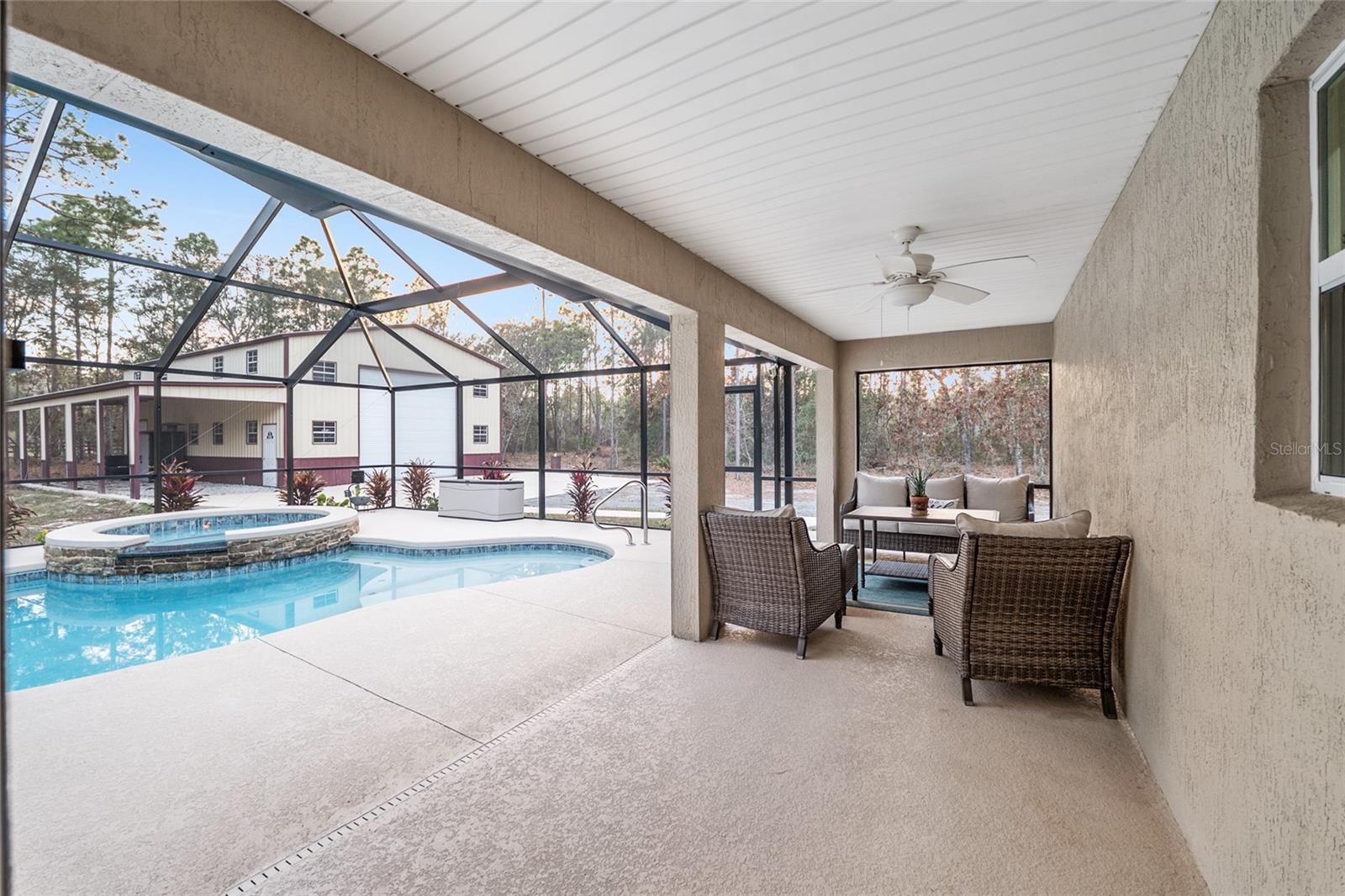 Image 52 of 100 For 13700 71st Lane