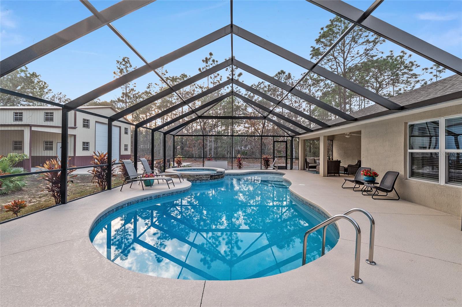 Image 60 of 100 For 13700 71st Lane