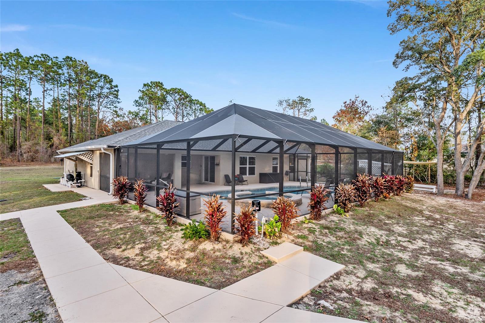 Image 75 of 100 For 13700 71st Lane