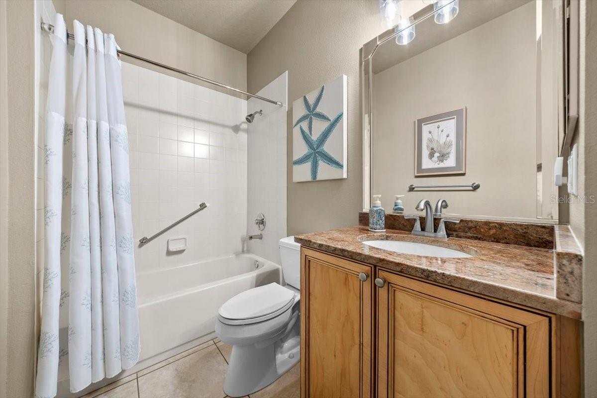 Image 15 of 67 For 8368 82nd Circle