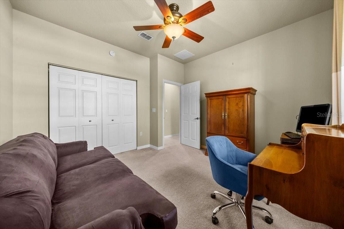 Image 18 of 67 For 8368 82nd Circle