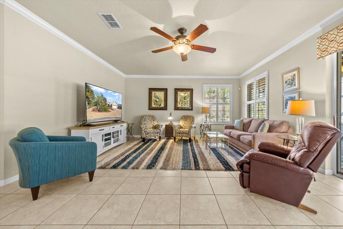 Image 25 of 67 For 8368 82nd Circle