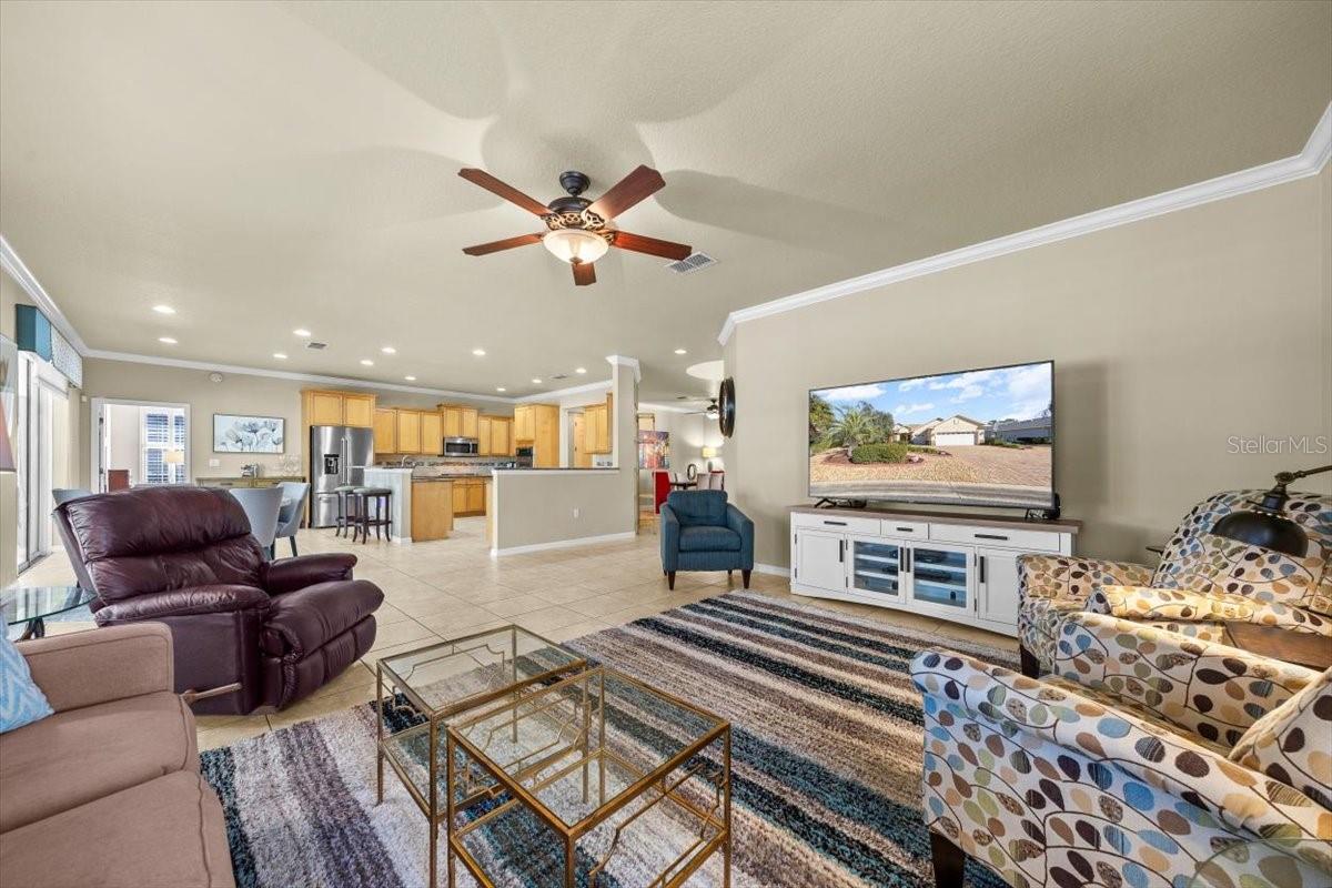 Image 27 of 67 For 8368 82nd Circle