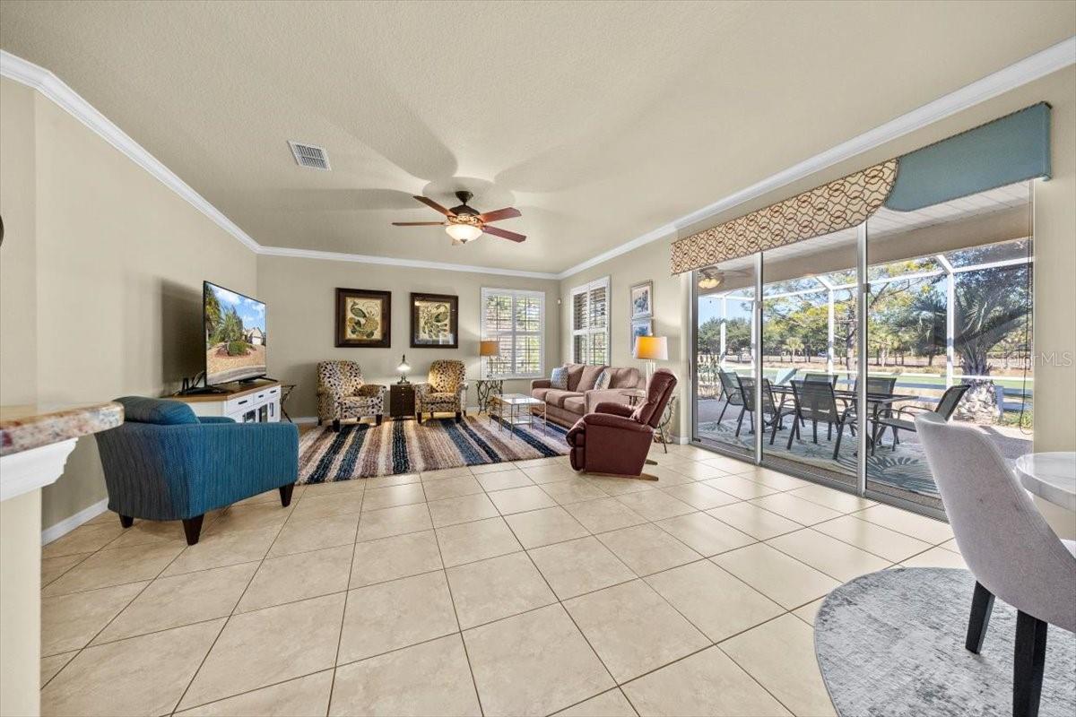 Image 36 of 67 For 8368 82nd Circle