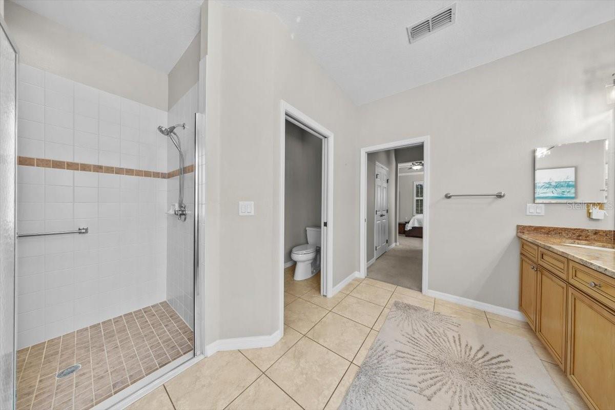 Image 45 of 67 For 8368 82nd Circle