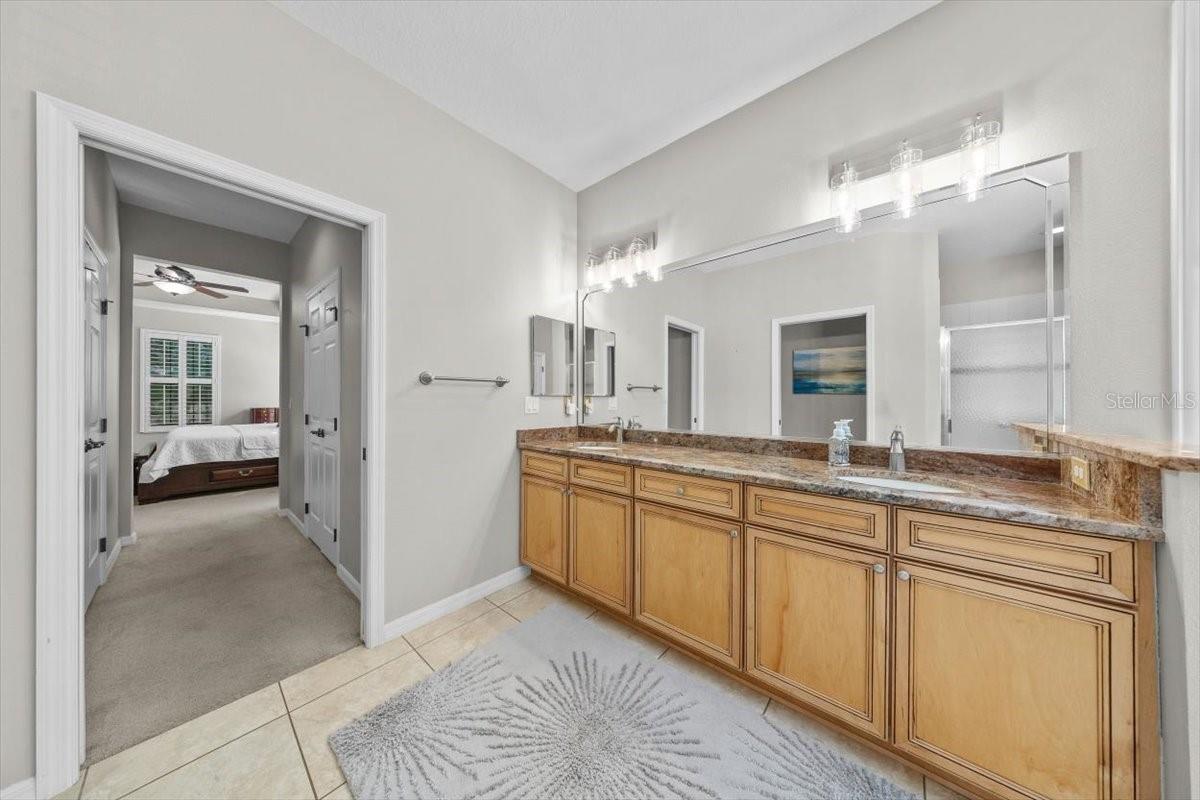 Image 46 of 67 For 8368 82nd Circle