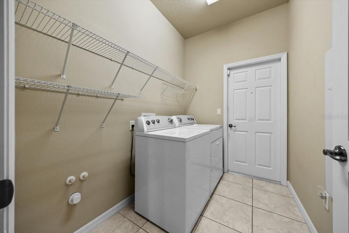 Image 50 of 67 For 8368 82nd Circle