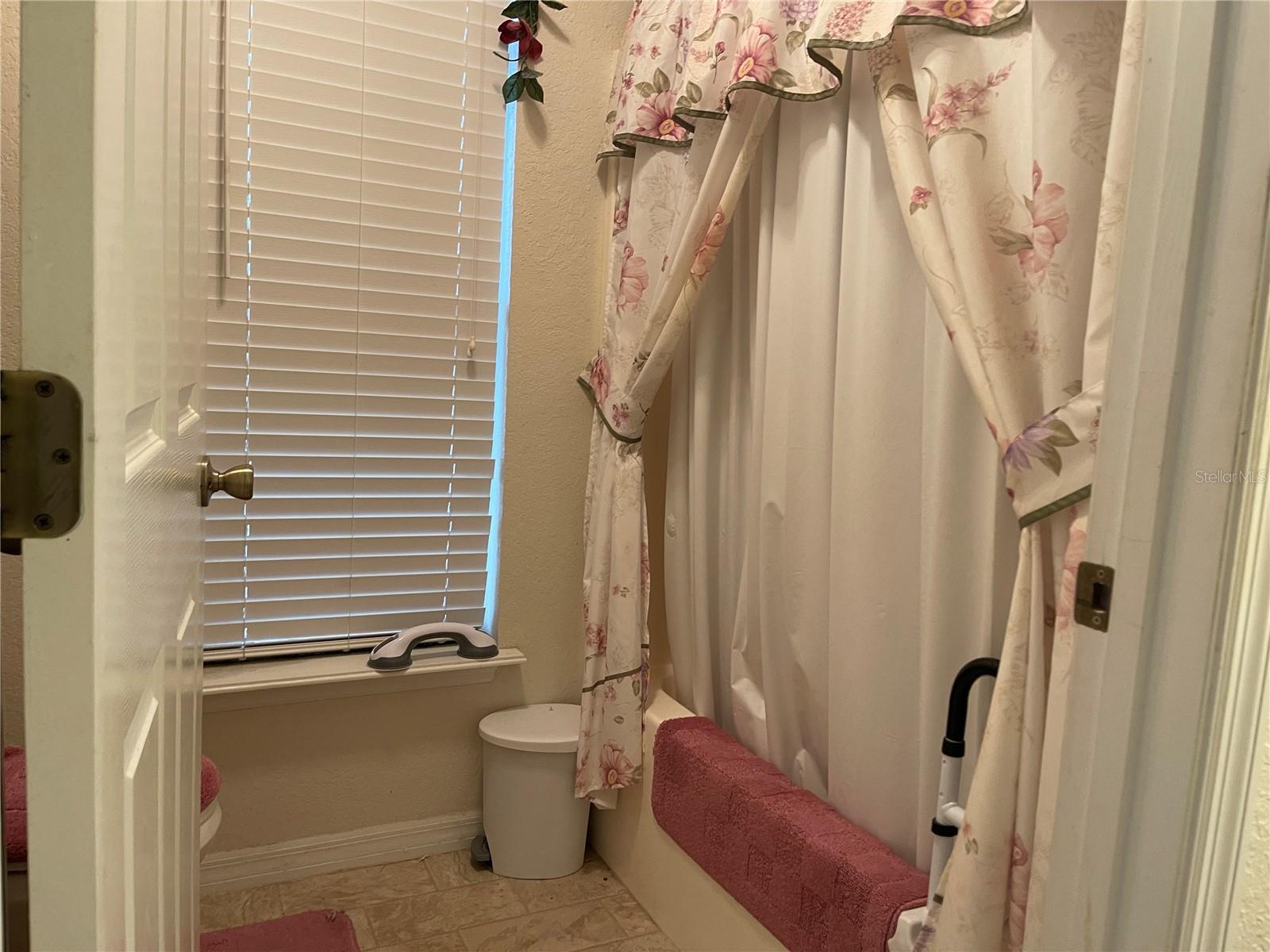 Image 11 of 28 For 26 Dogwood Trail Drive