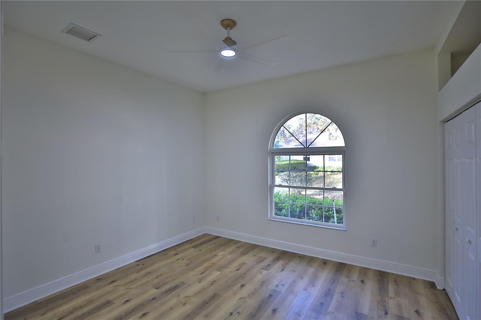 Image 31 of 61 For 6943 12th Circle