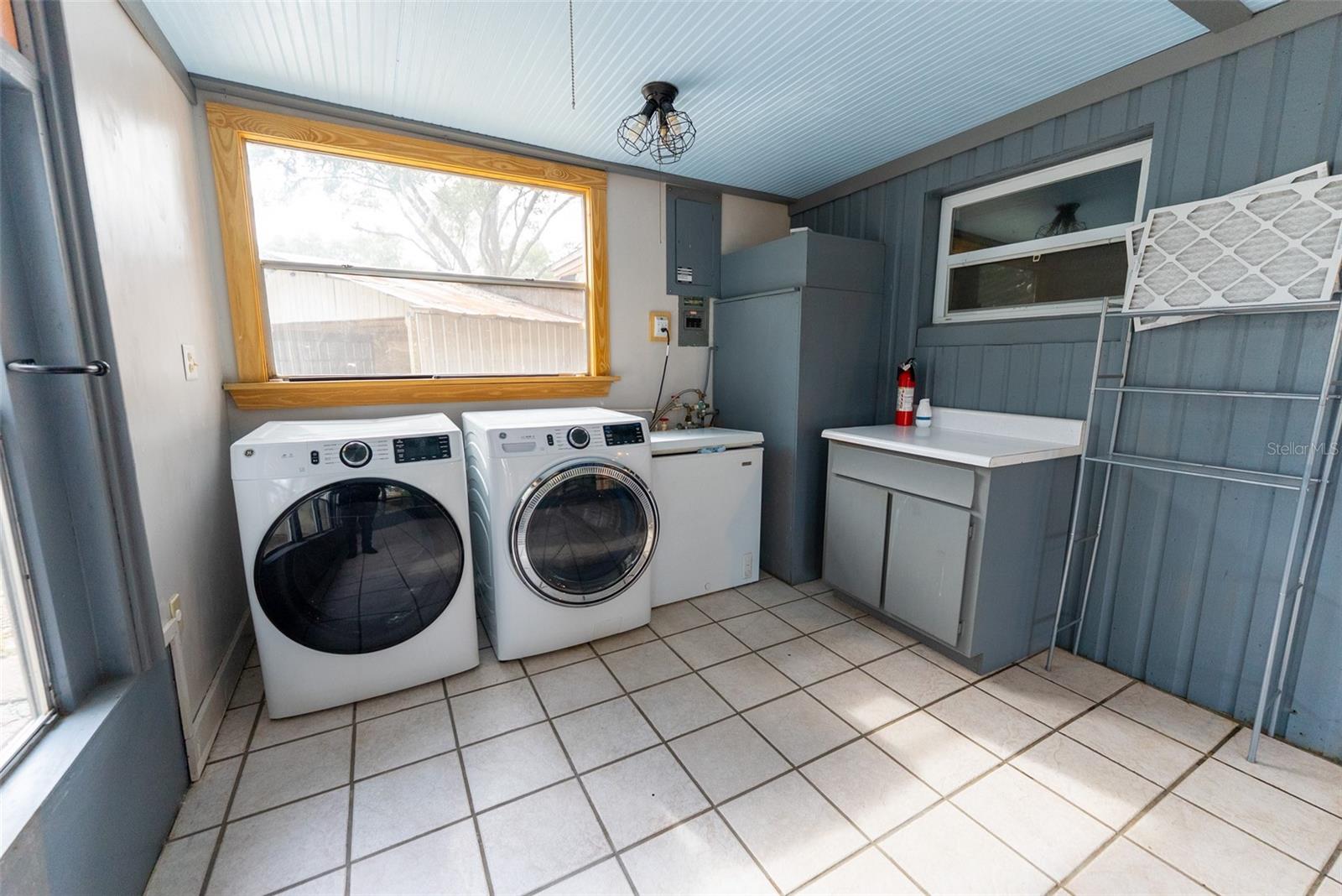 Image 32 of 64 For 1860 62nd Street