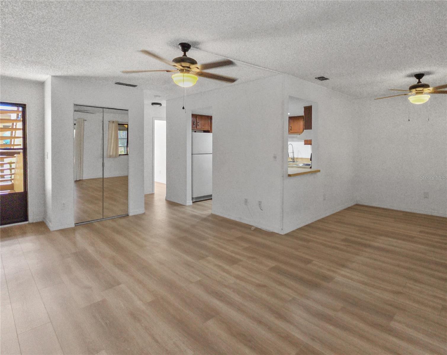 Image 5 of 13 For 542 Fairways Drive A