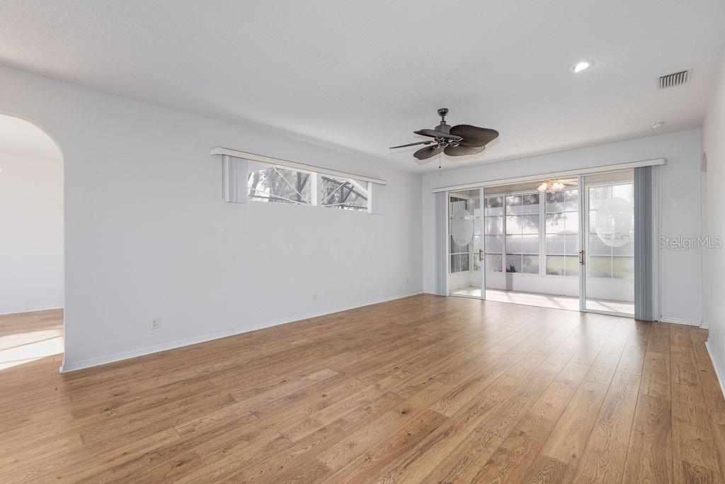 Image 14 of 36 For 6002 Sailboat Avenue