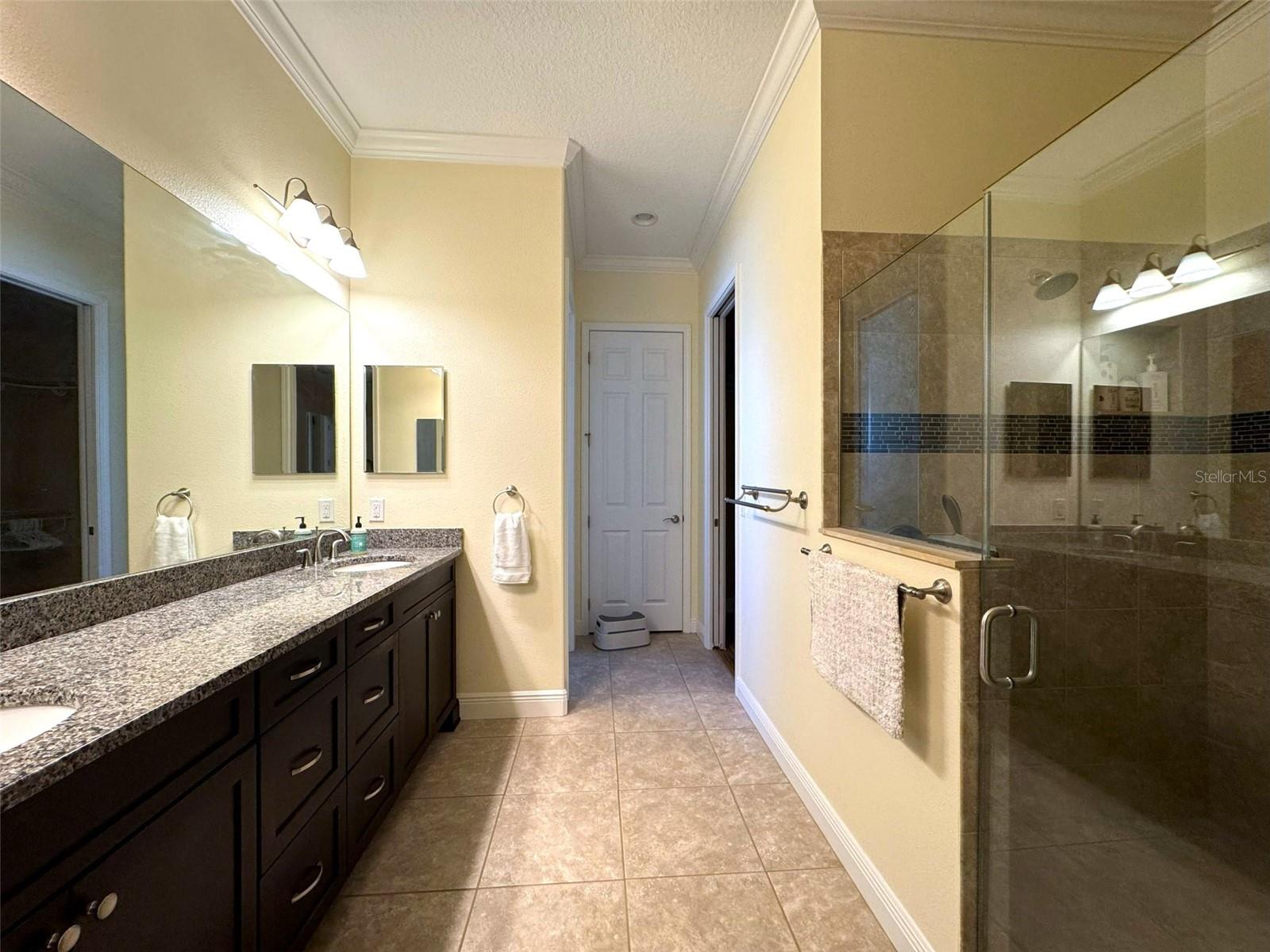 Image 23 of 34 For 1240 Diamond Shore Loop