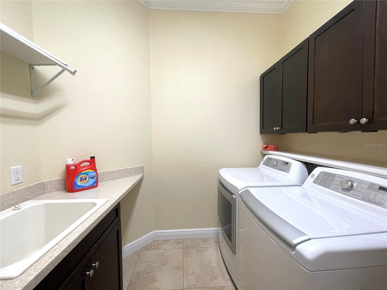 Image 33 of 34 For 1240 Diamond Shore Loop