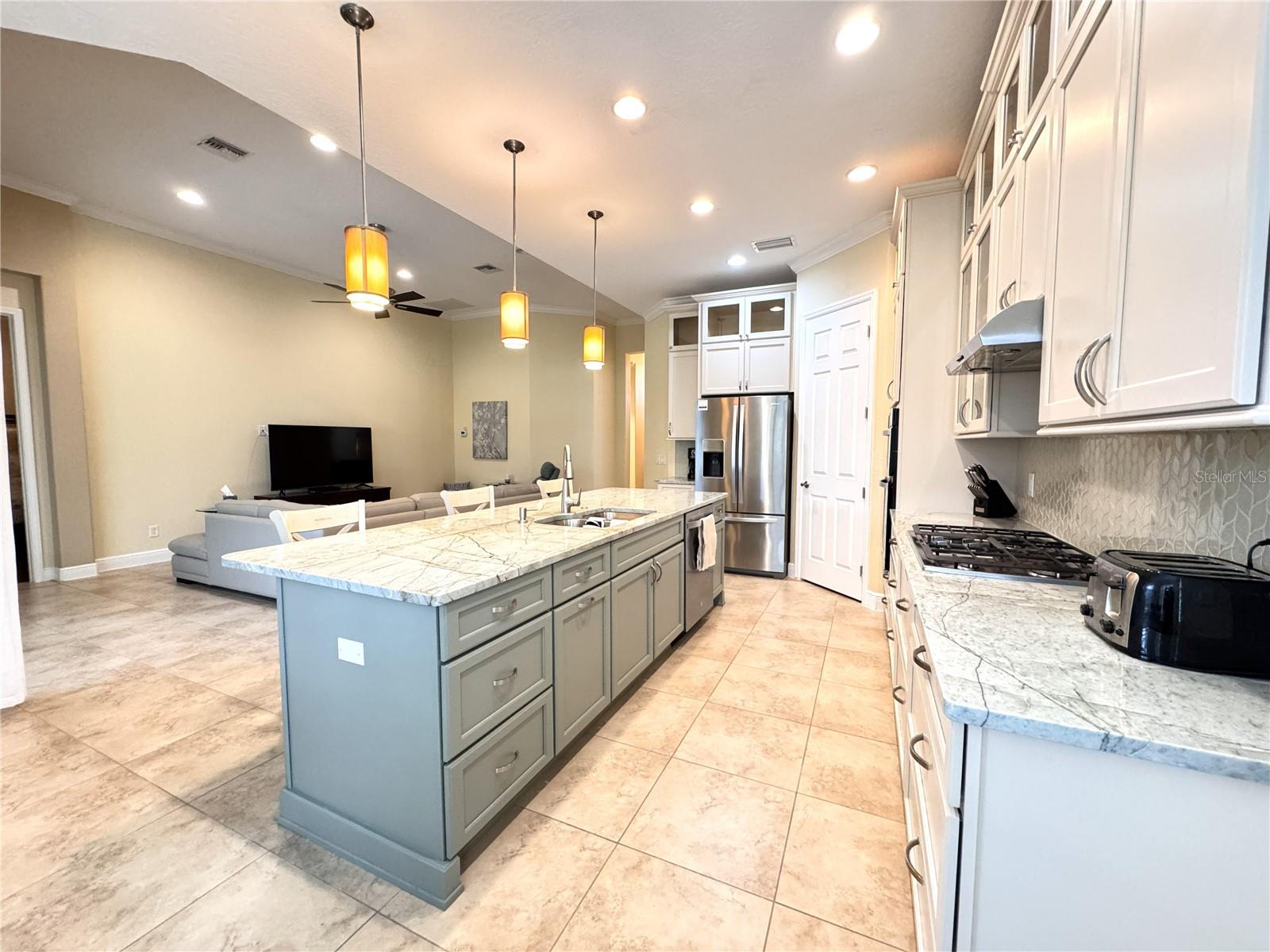 Image 5 of 34 For 1240 Diamond Shore Loop