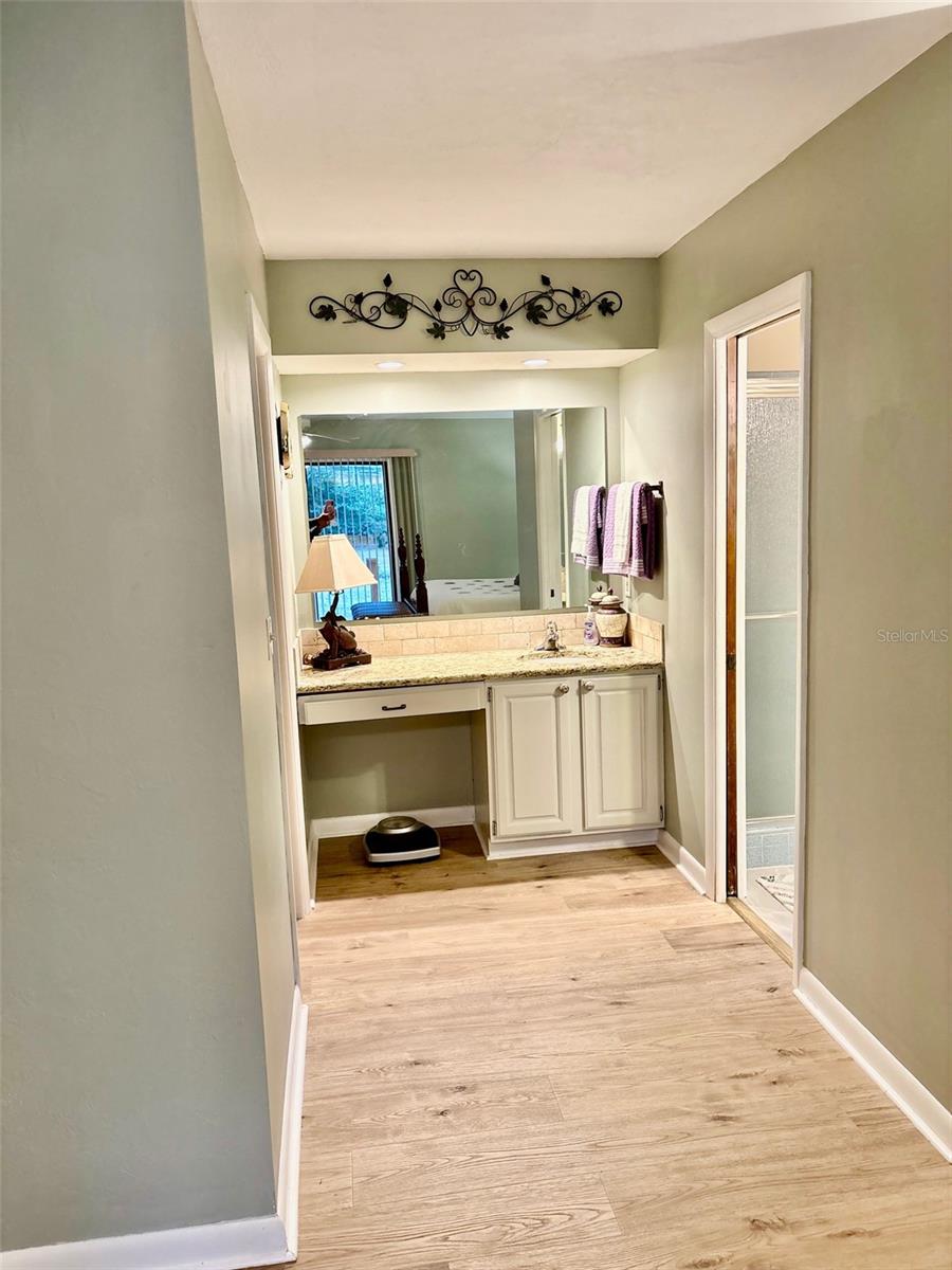 Image 34 of 60 For 19807 85th Loop