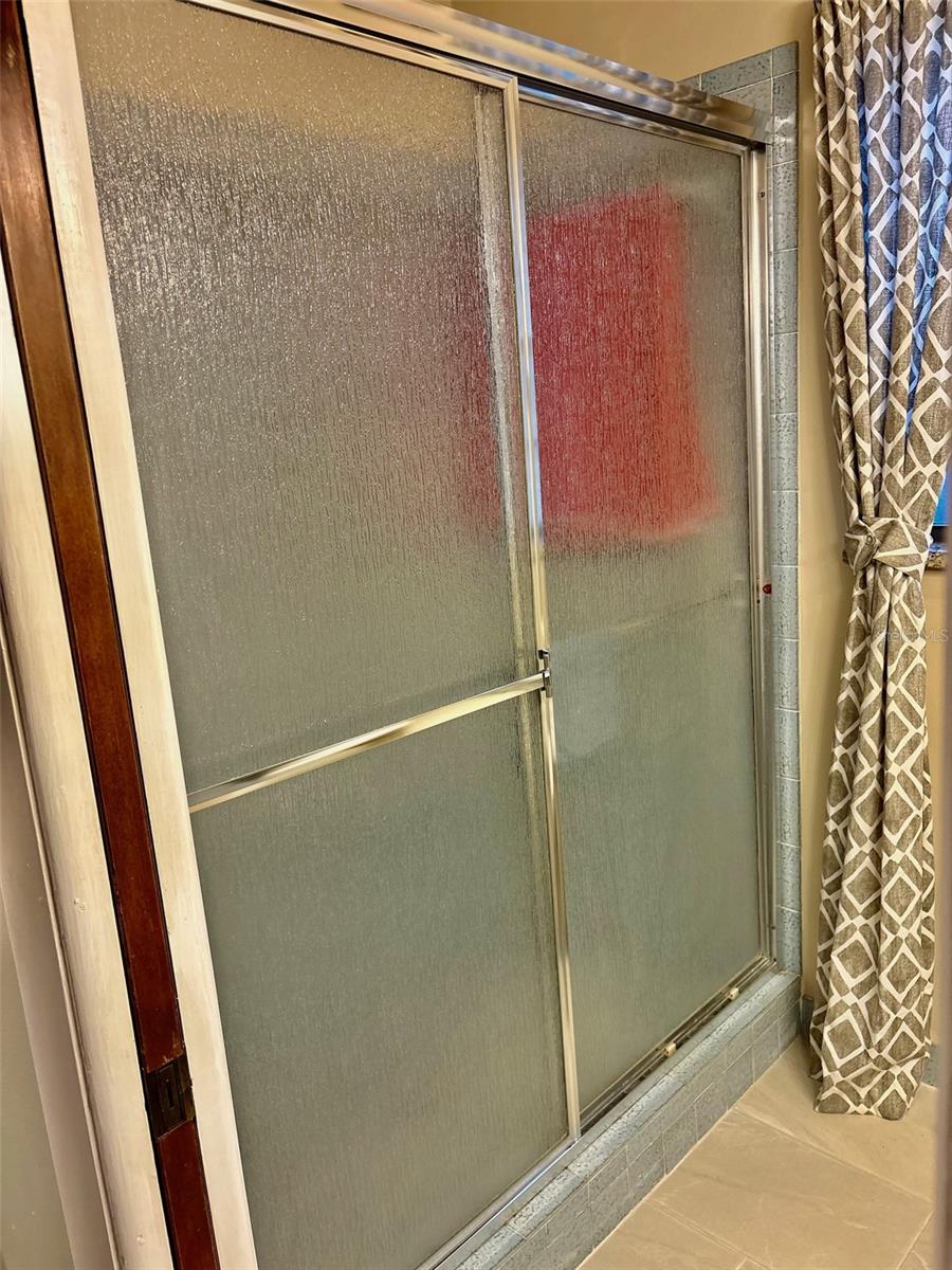 Image 38 of 60 For 19807 85th Loop