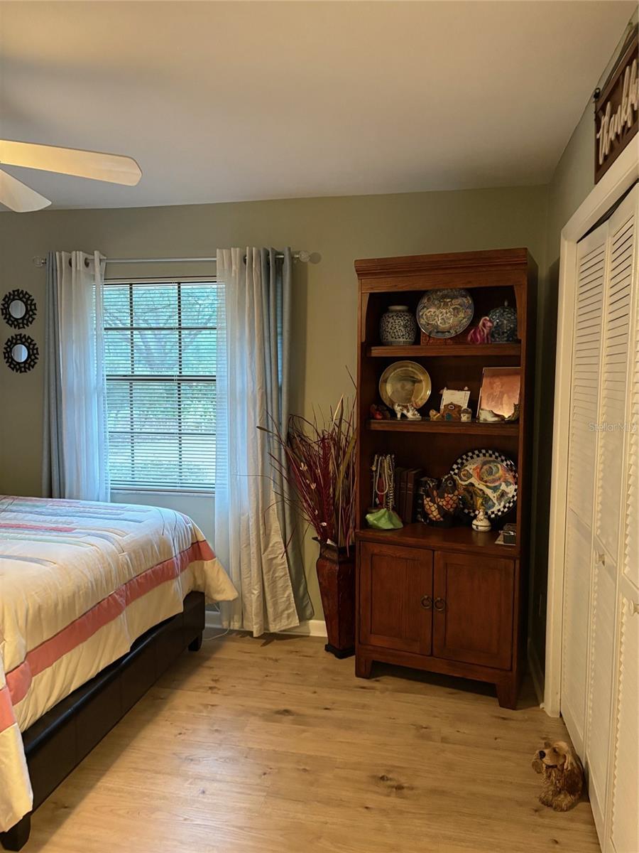 Image 41 of 60 For 19807 85th Loop