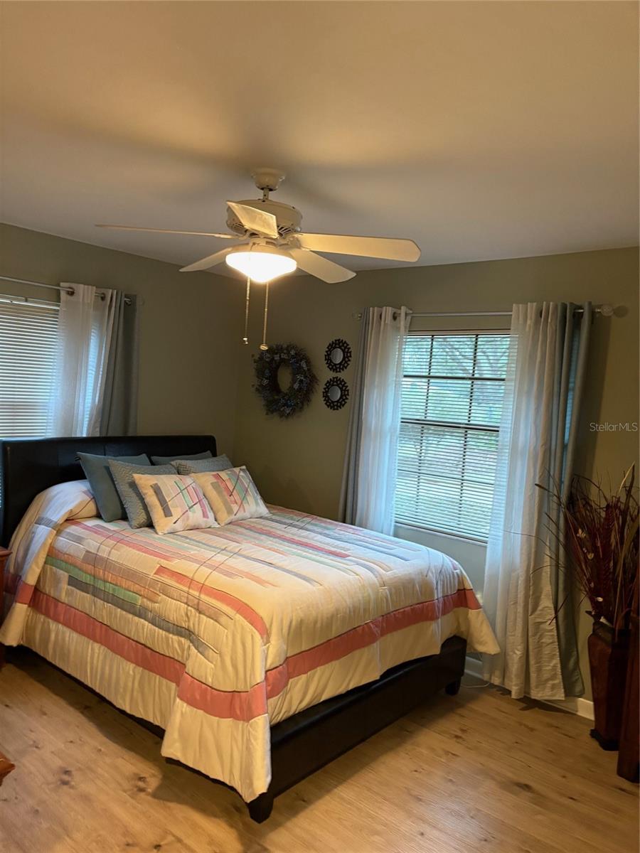 Image 42 of 60 For 19807 85th Loop