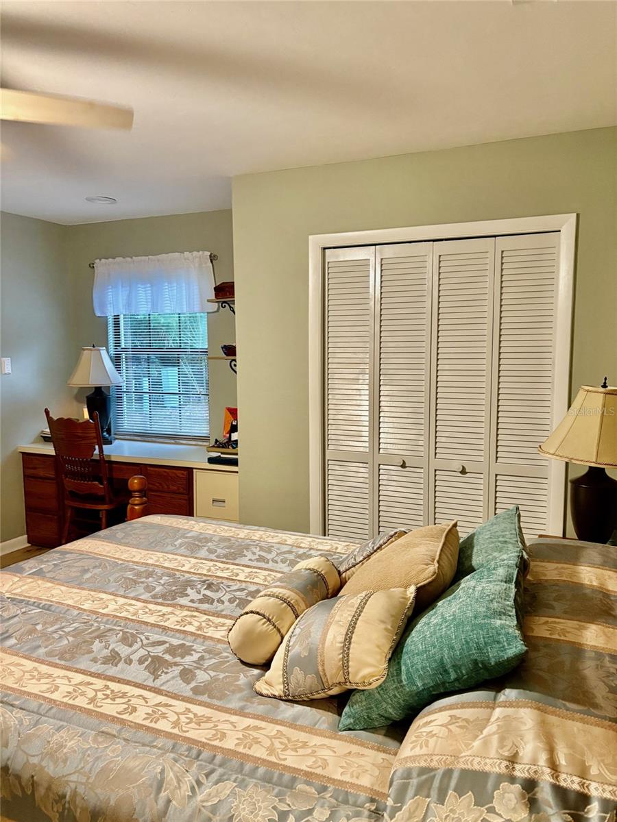 Image 48 of 60 For 19807 85th Loop