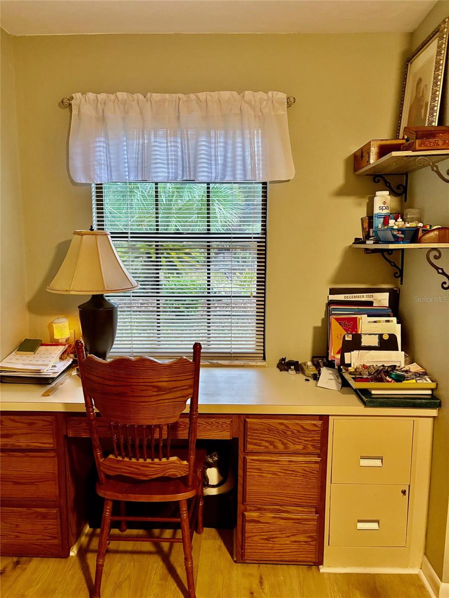 Image 50 of 60 For 19807 85th Loop